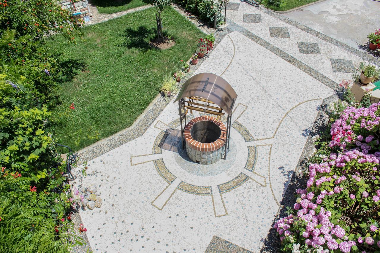 Vila Topciu Pogradec Eksteriør bilde